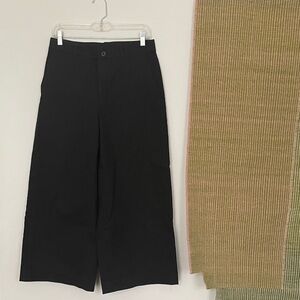 Uniqlo Black Wide-Leg Chinos